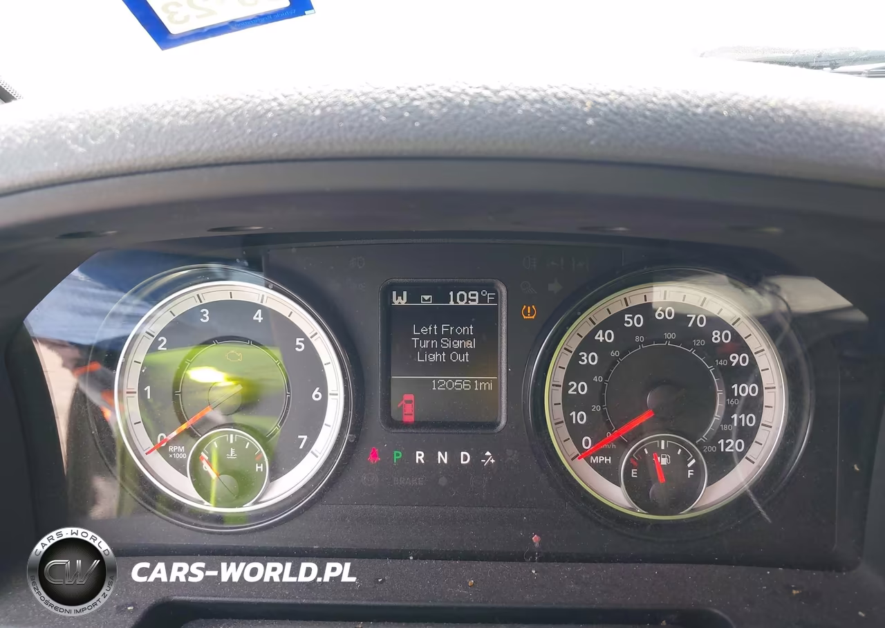 2016 Ram 1500 Express VIN:1C6RR6FT0GS332947 - 7