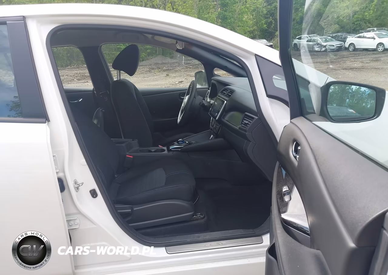 2023 Nissan Leaf Sv Plus 60 Kwh VIN:1N4CZ1CV0PC551625 - 5