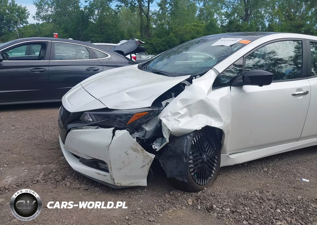 2023 Nissan Leaf Sv Plus 60 Kwh VIN:1N4CZ1CV0PC551625 - 6