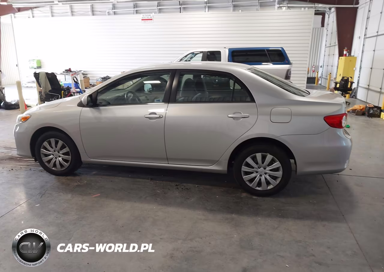 2013 Toyota Corolla Le VIN:JTDBU4EE7DJ121472 - 14