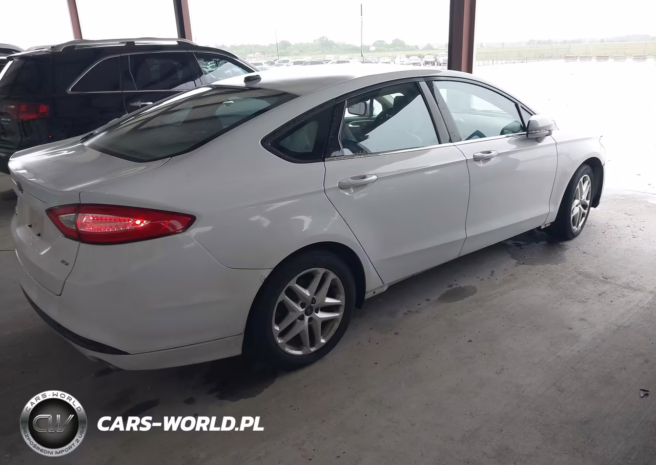 2013 Ford Fusion Se VIN:3FA6P0H71DR342558 - 4