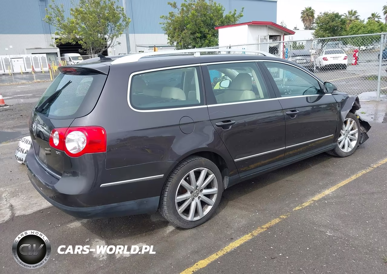 2010 Volkswagen Passat Komfort VIN:WVWXM7AN6AE154187 - 4