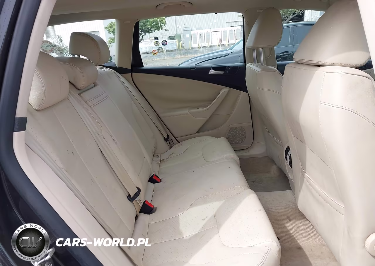 2010 Volkswagen Passat Komfort VIN:WVWXM7AN6AE154187 - 8