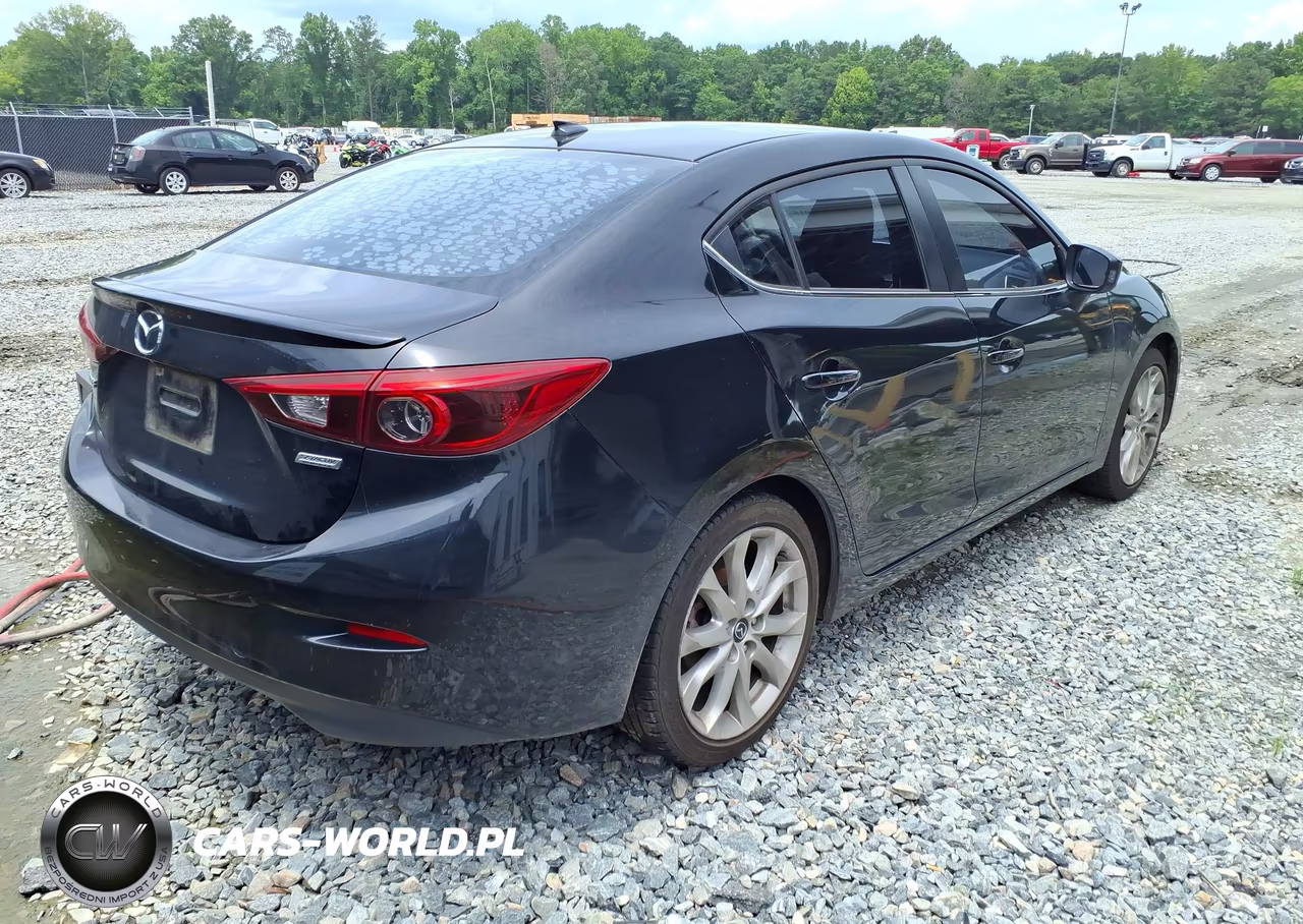 2015 Mazda Mazda3 S Grand Touring VIN:JM1BM1W31F1245171 - 4