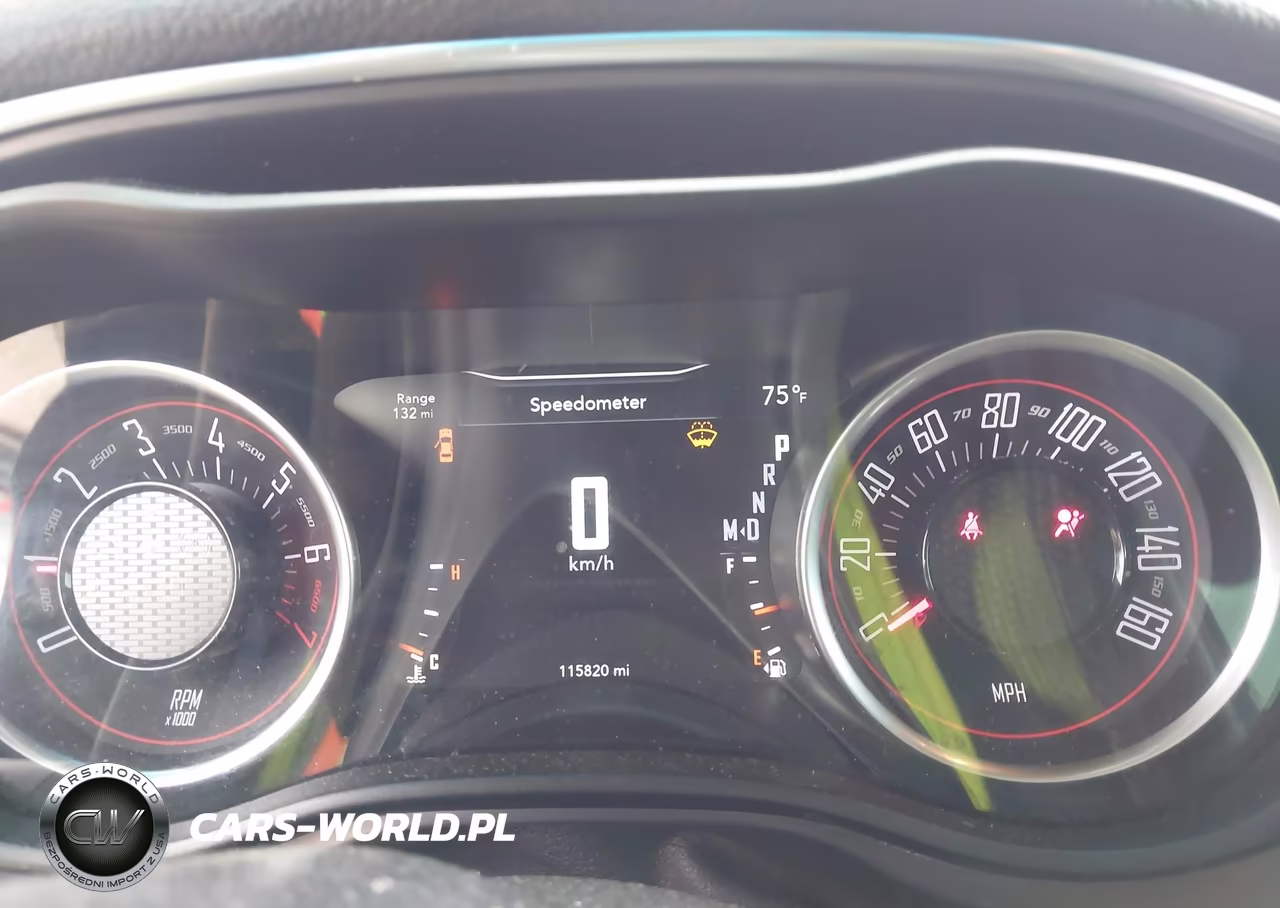 2018 Dodge Challenger Sxt VIN:2C3CDZAG1JH317546 - 7