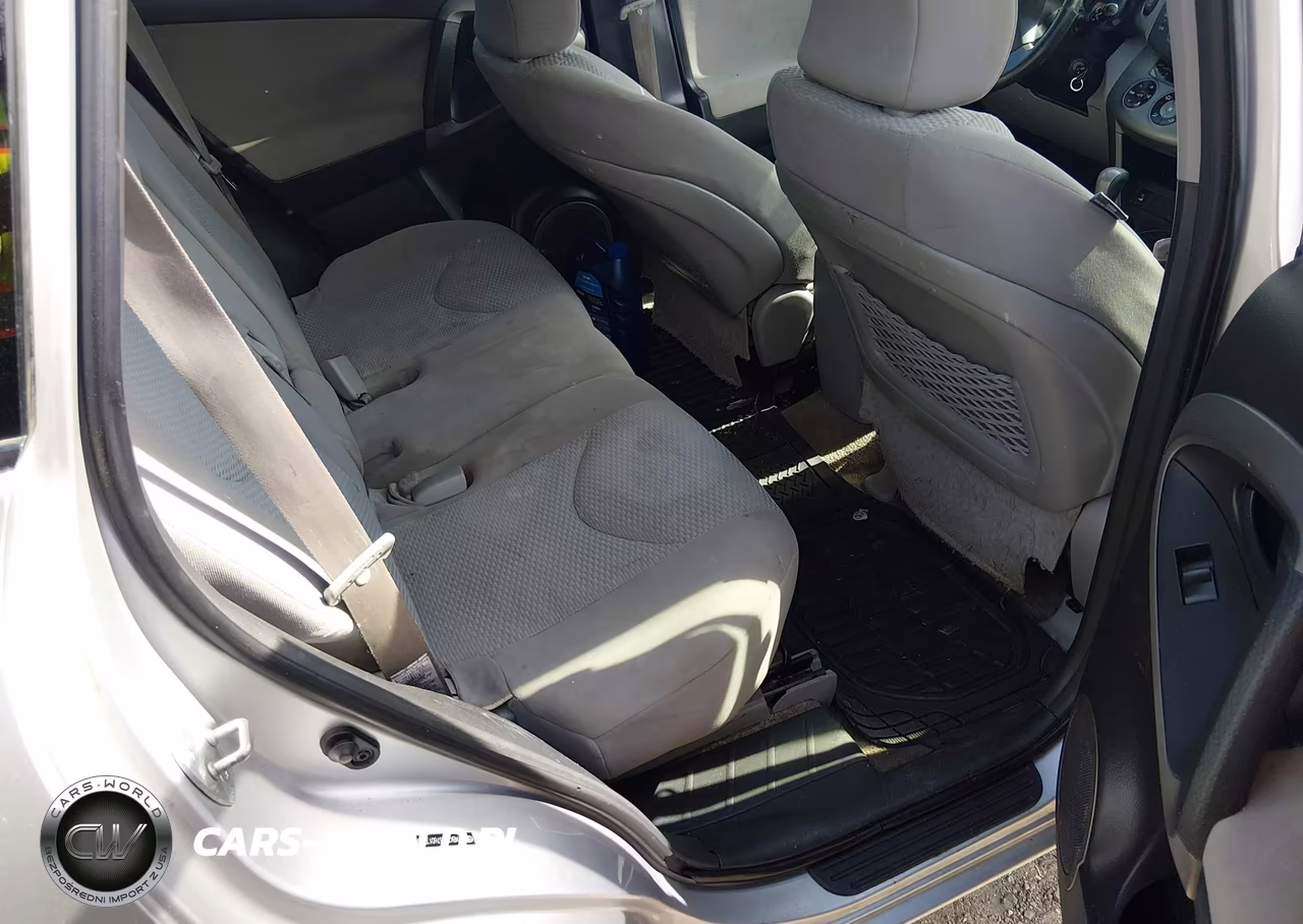 2007 Toyota Rav4 Limited V6 VIN:JTMBK31V676017746 - 8