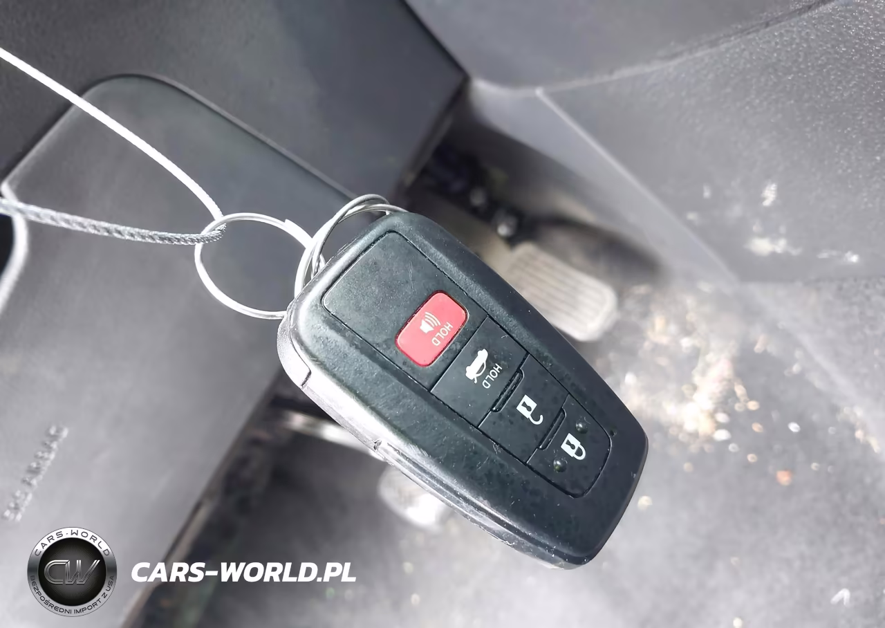 2020 Toyota Corolla Le VIN:5YFHPRAE4LP010053 - 11