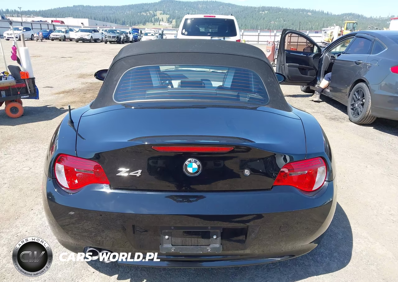 2008 BMW Z4 3.0Si VIN:4USBU53518LX03998 - 16
