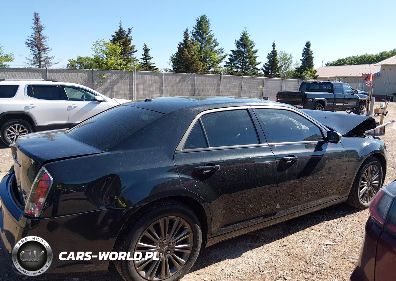 2014 Chrysler 300C John Varvatos Luxury VIN:2C3CCAJT9EH236043 - 13