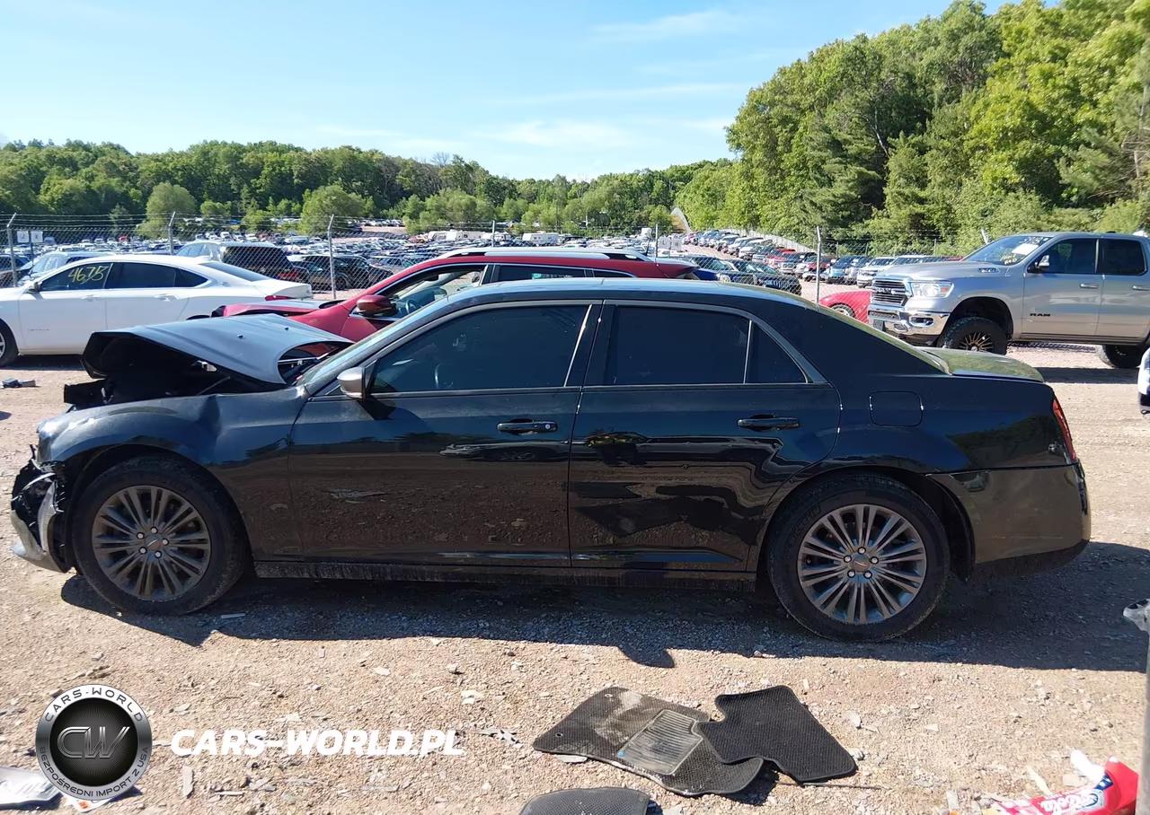 2014 Chrysler 300C John Varvatos Luxury VIN:2C3CCAJT9EH236043 - 14
