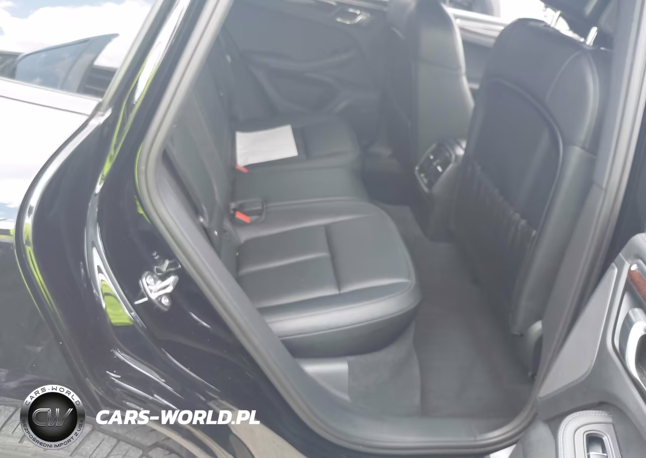 2015 Porsche Macan S VIN:WP1AB2A57FLB50262 - 8