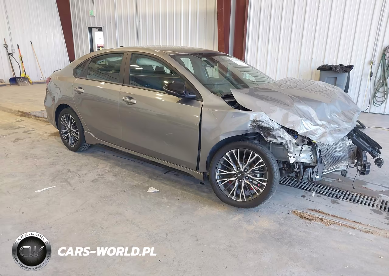 2024 Kia Forte Gt-Line – zdjęcie 1 z 17