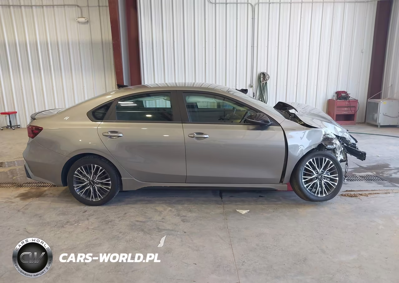 2024 Kia Forte Gt-Line VIN:3KPF54AD1RE745526 - 14