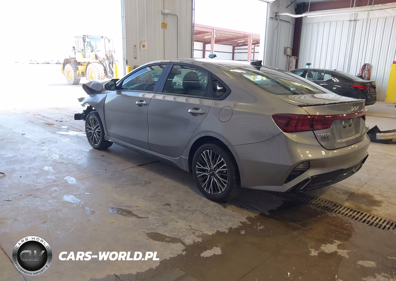 2024 Kia Forte Gt-Line VIN:3KPF54AD1RE745526 - 3