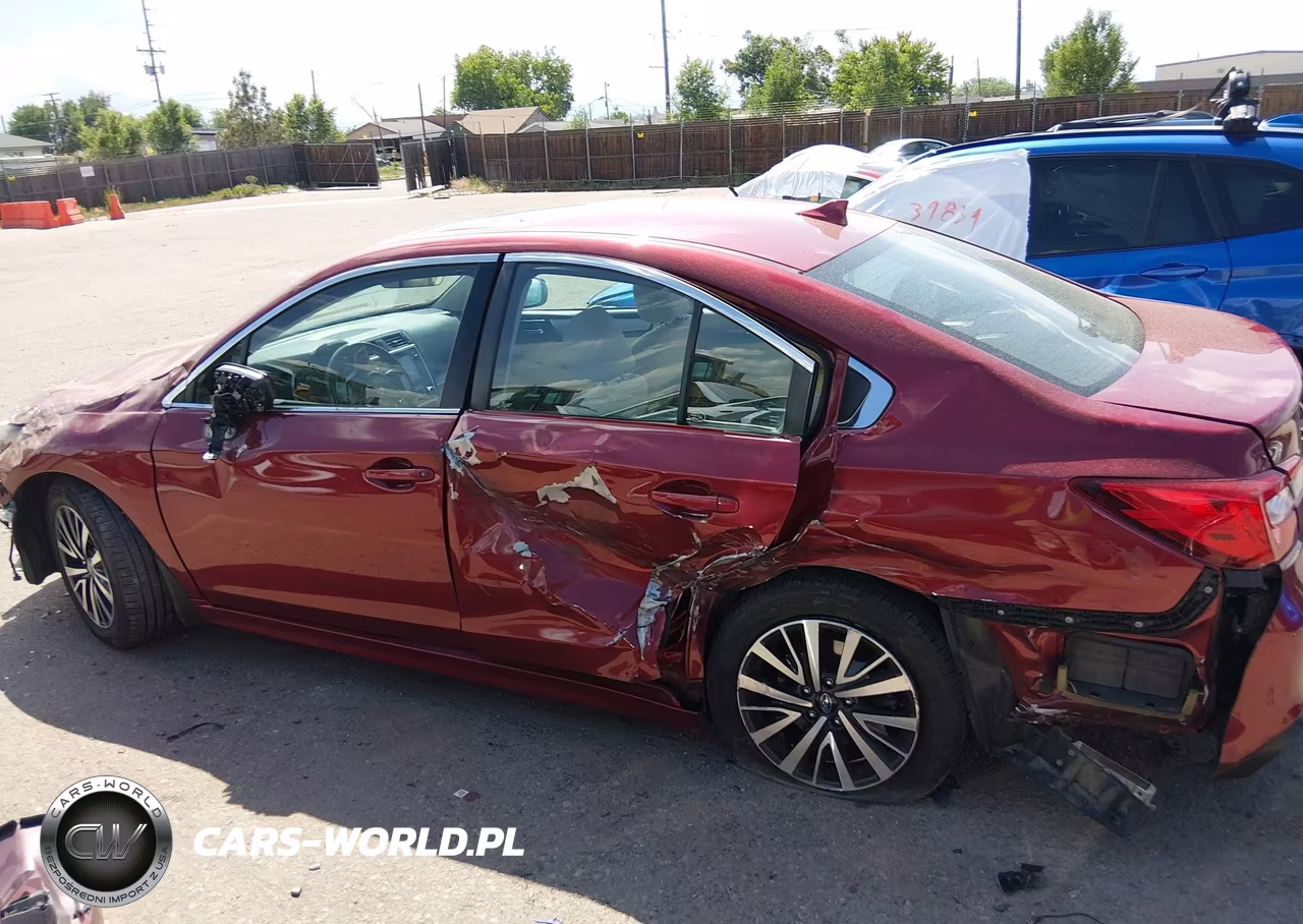 2018 Subaru Legacy 2.5I Premium VIN:4S3BNAH62J3008447 - 15