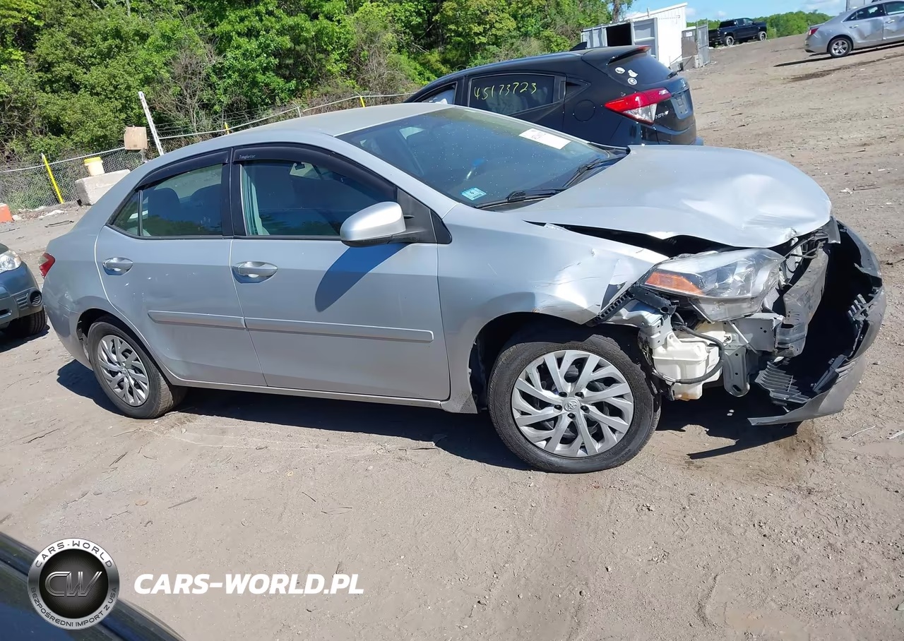 2015 Toyota Corolla Le – zdjęcie 1 z 16