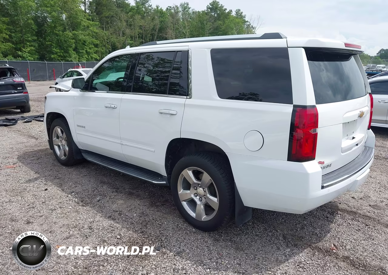 2017 Chevrolet Tahoe Premier VIN:1GNSKCKC3HR282502 - 3