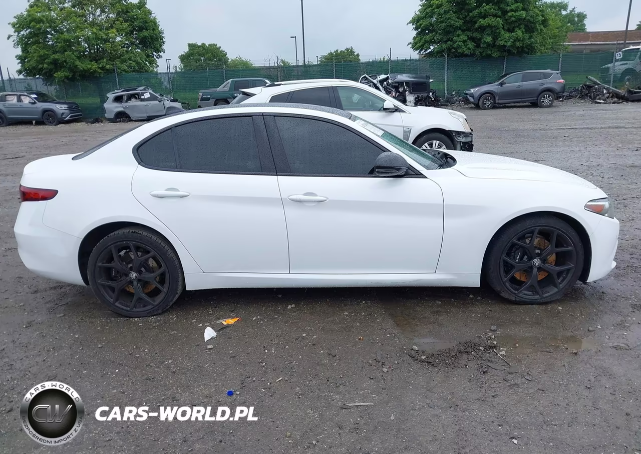 2021 Alfa Romeo Giulia Ti Awd VIN:ZARFANBN1M7643652 - 13