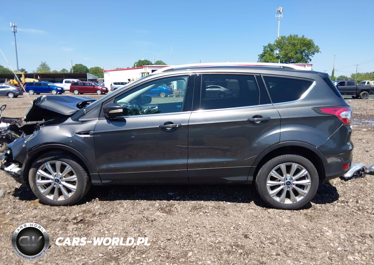 2017 Ford Escape Titanium VIN:1FMCU9J99HUA37759 - 15