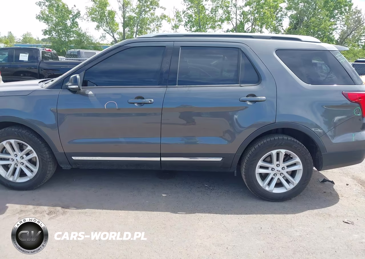 2016 Ford Explorer Xlt VIN:1FM5K7DH1GGA17489 - 14