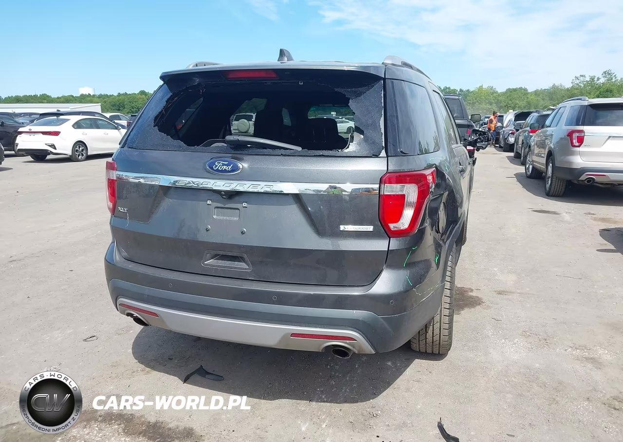 2016 Ford Explorer Xlt VIN:1FM5K7DH1GGA17489 - 4