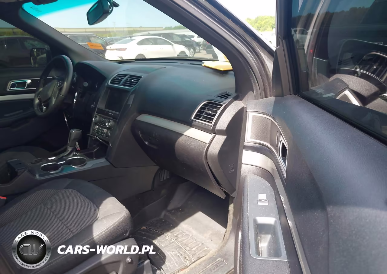 2016 Ford Explorer Xlt VIN:1FM5K7DH1GGA17489 - 5