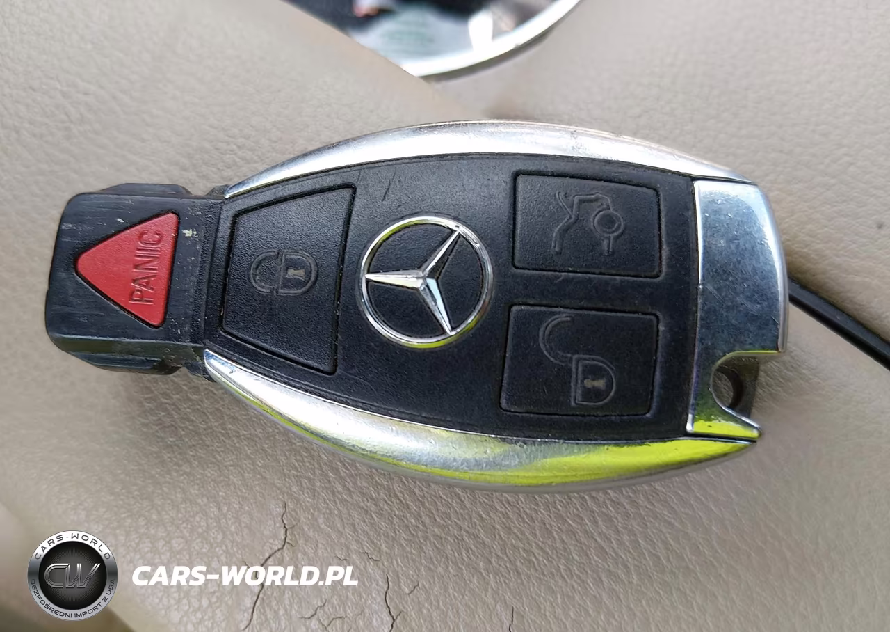 2010 Mercedes-Benz E 350 VIN:WDDKJ5GB9AF045503 - 11