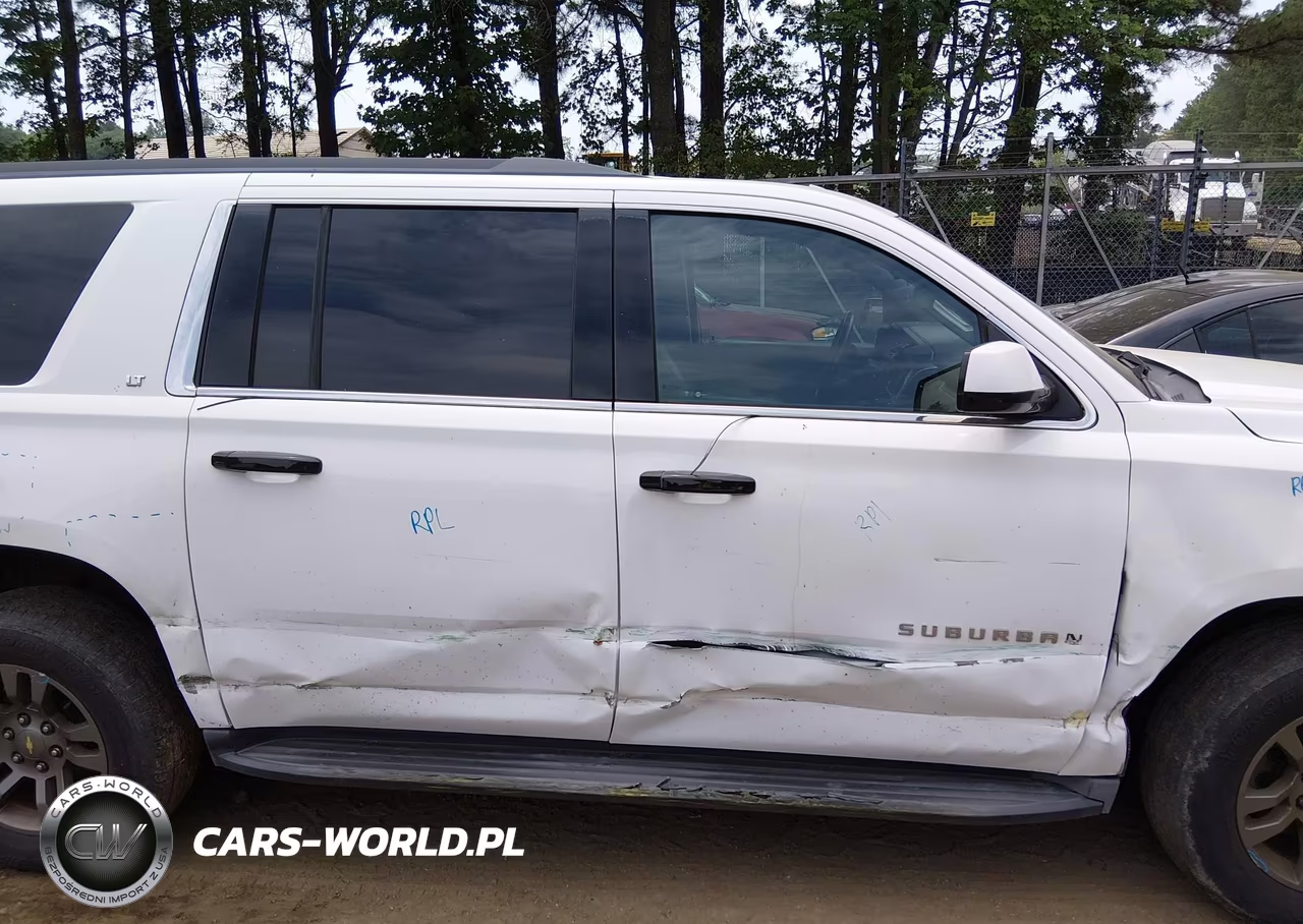 2016 Chevrolet Suburban Lt VIN:1GNSCHKC4GR444050 - 13
