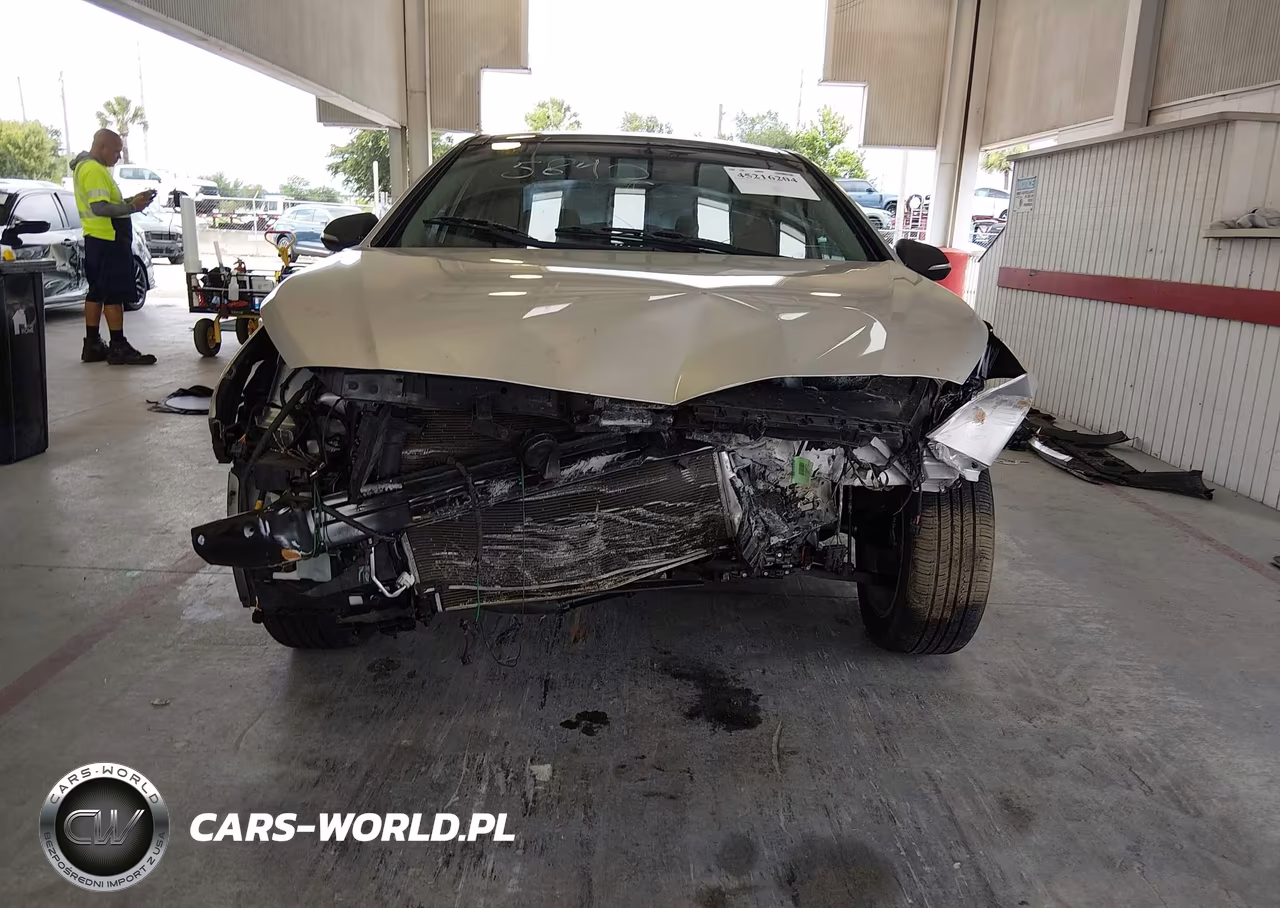 2015 Hyundai Sonata Limited VIN:5NPE34AF4FH135842 - 13