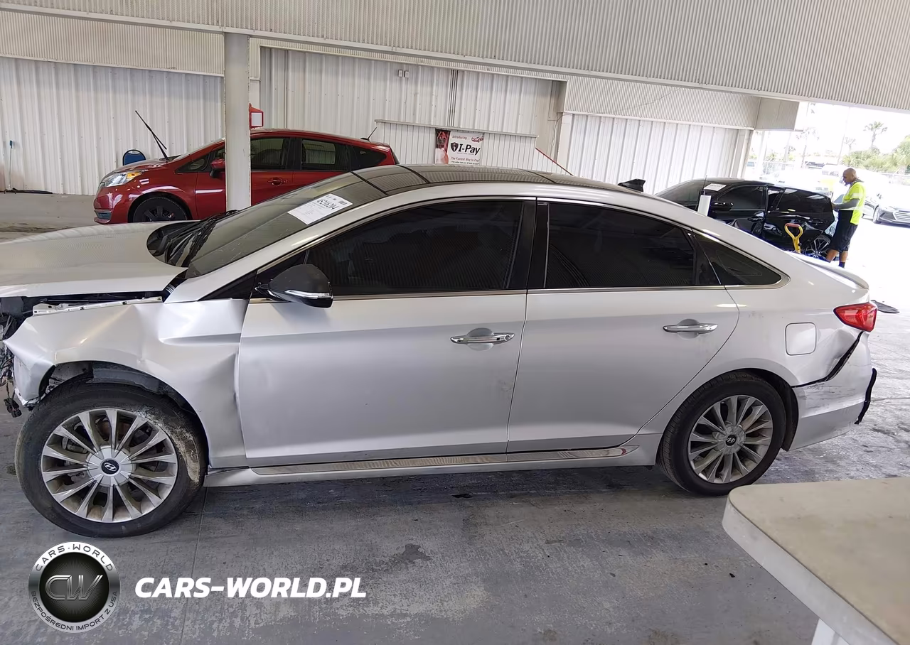 2015 Hyundai Sonata Limited VIN:5NPE34AF4FH135842 - 15