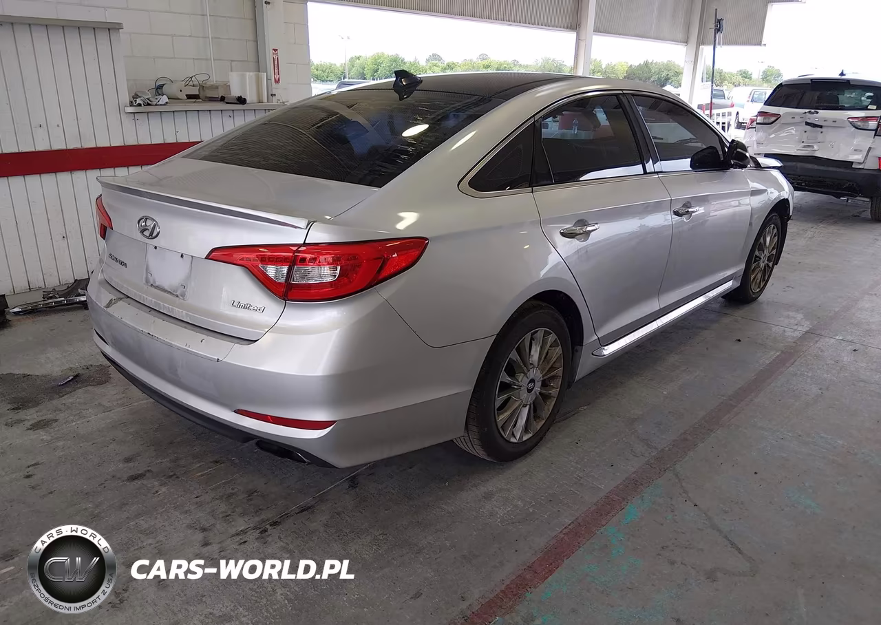 2015 Hyundai Sonata Limited VIN:5NPE34AF4FH135842 - 4