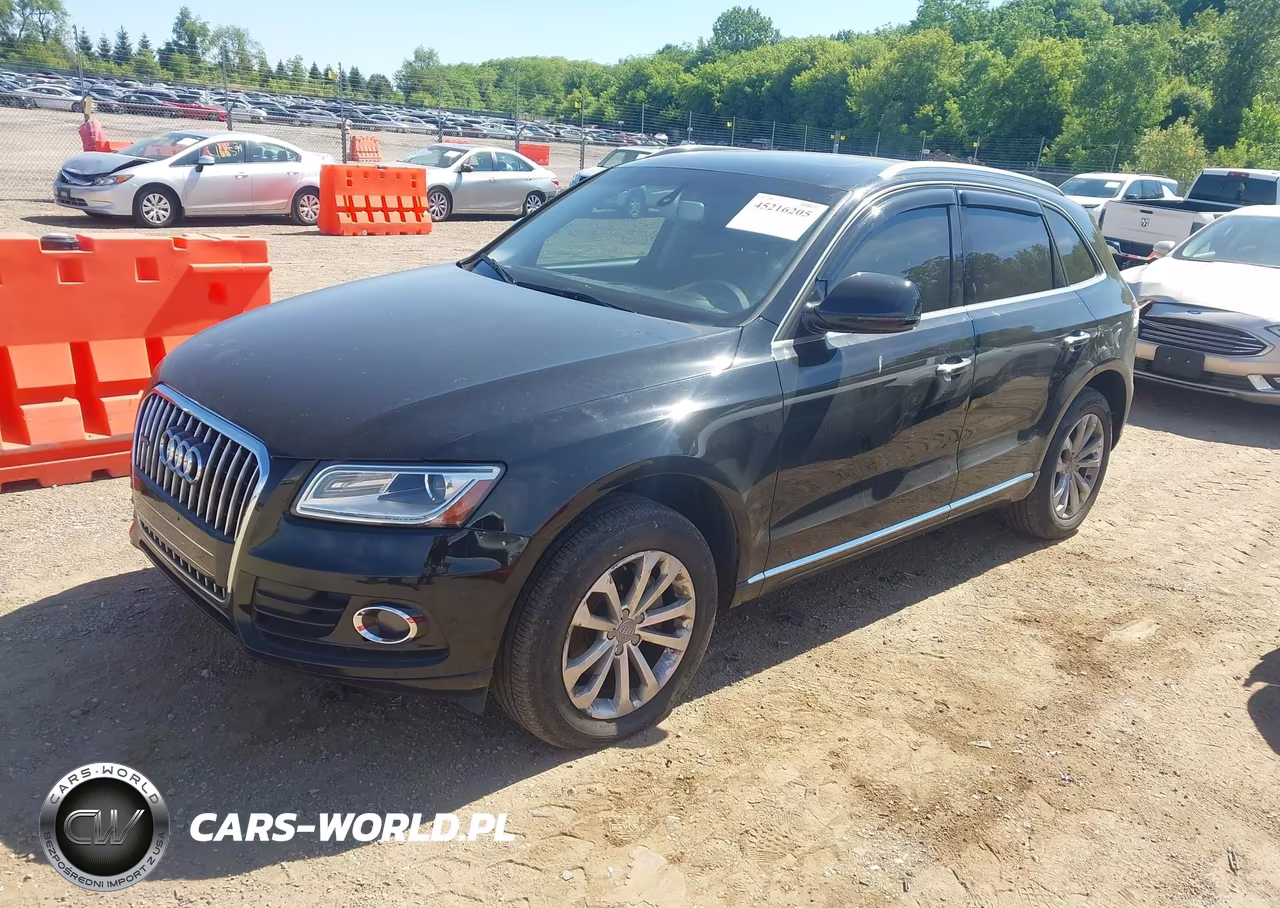 2016 Audi Q5 2.0T Premium VIN:WA1C2AFP3GA010182 - 2