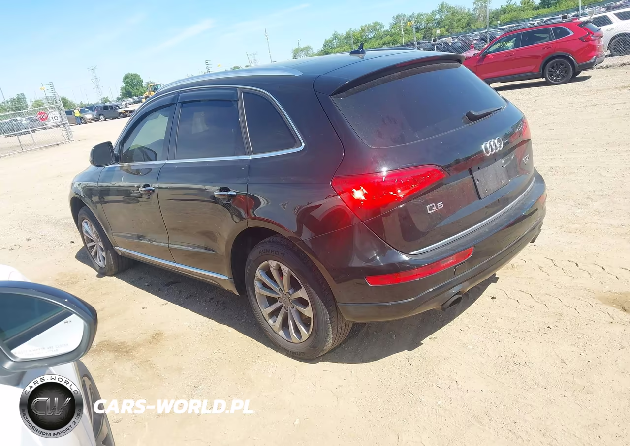 2016 Audi Q5 2.0T Premium VIN:WA1C2AFP3GA010182 - 3