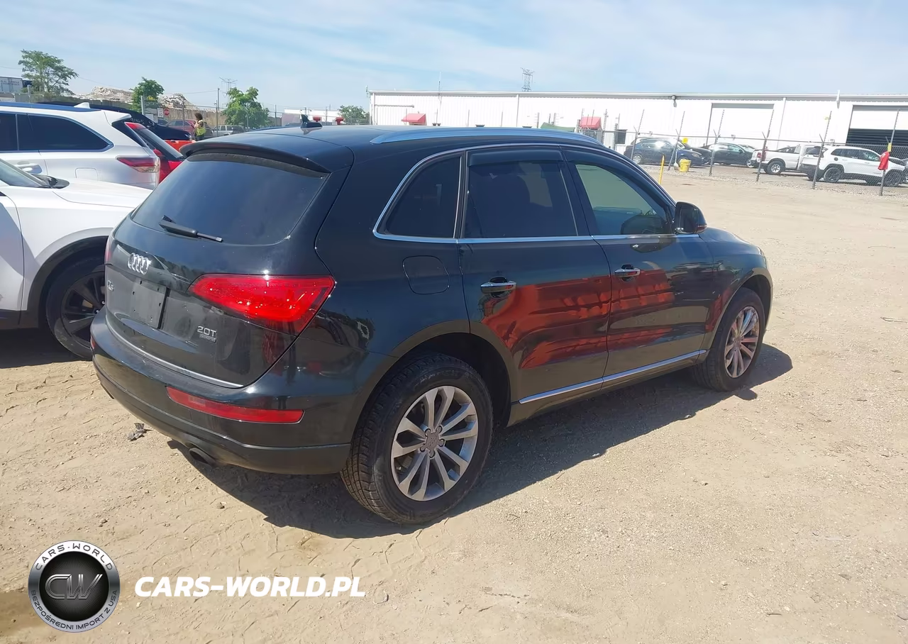 2016 Audi Q5 2.0T Premium VIN:WA1C2AFP3GA010182 - 4