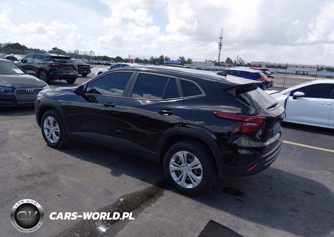 2024 Chevrolet Trax Fwd Sp VIN:KL77LFE27RC213295 - 3