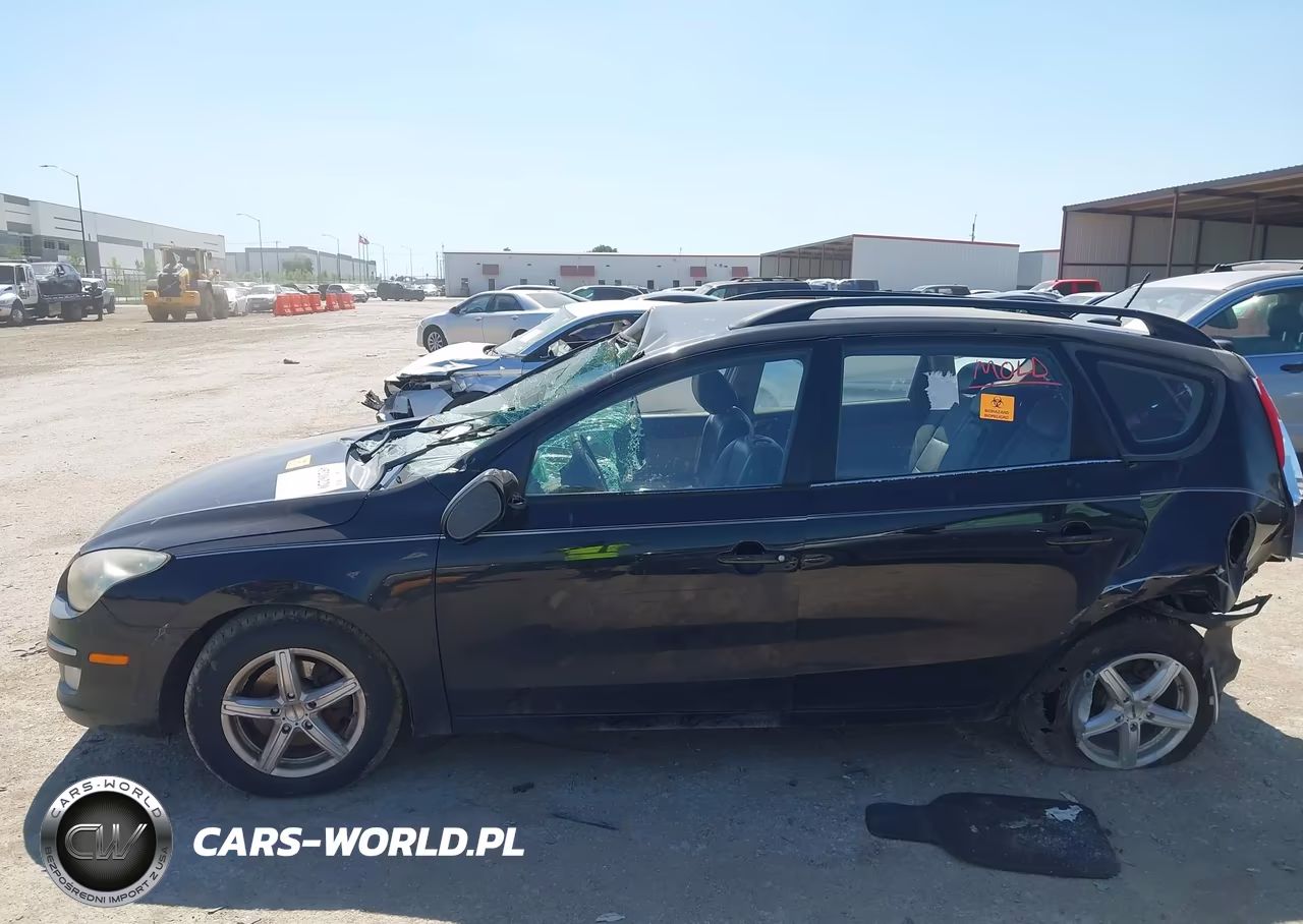 2010 Hyundai Elantra Touring Gls VIN:KMHDC8AE4AU075209 - 12