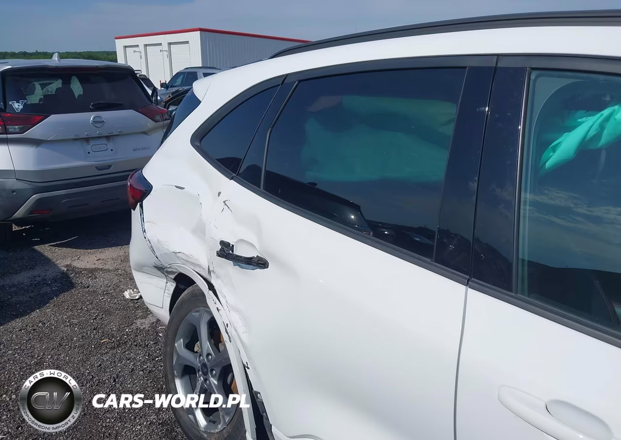 2023 Ford Escape St-Line VIN:1FMCU0MN9PUB32289 - 6