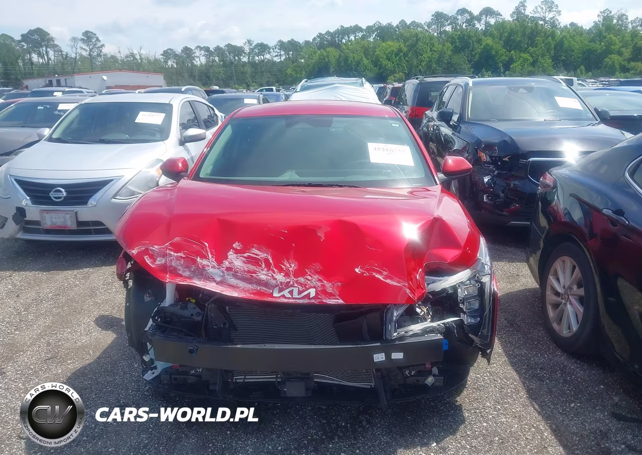2025 Kia K4 Lxs VIN:3KPFT4DE1SE143063 - 12
