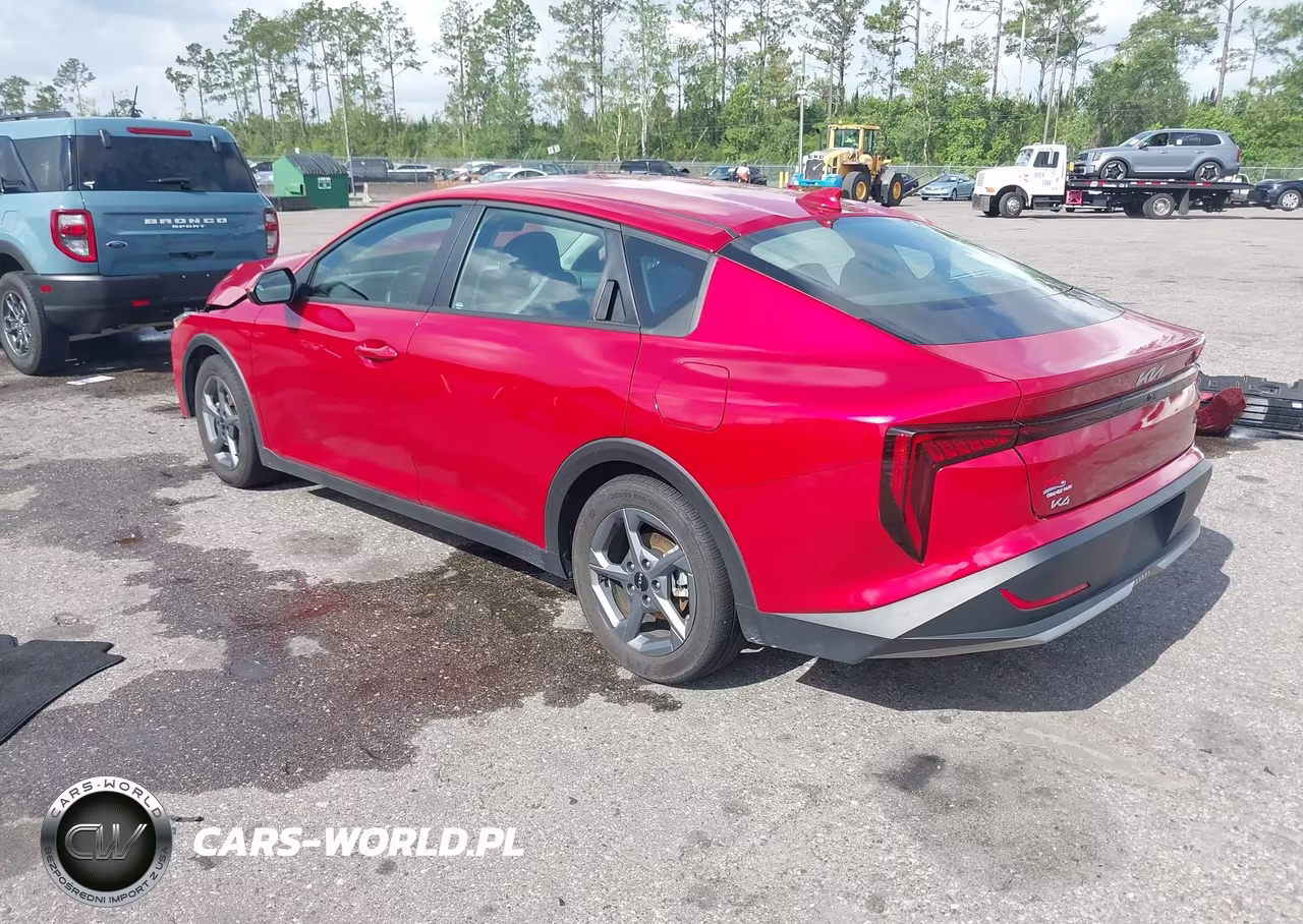 2025 Kia K4 Lxs VIN:3KPFT4DE1SE143063 - 3