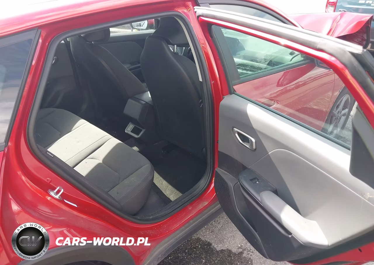 2025 Kia K4 Lxs VIN:3KPFT4DE1SE143063 - 8