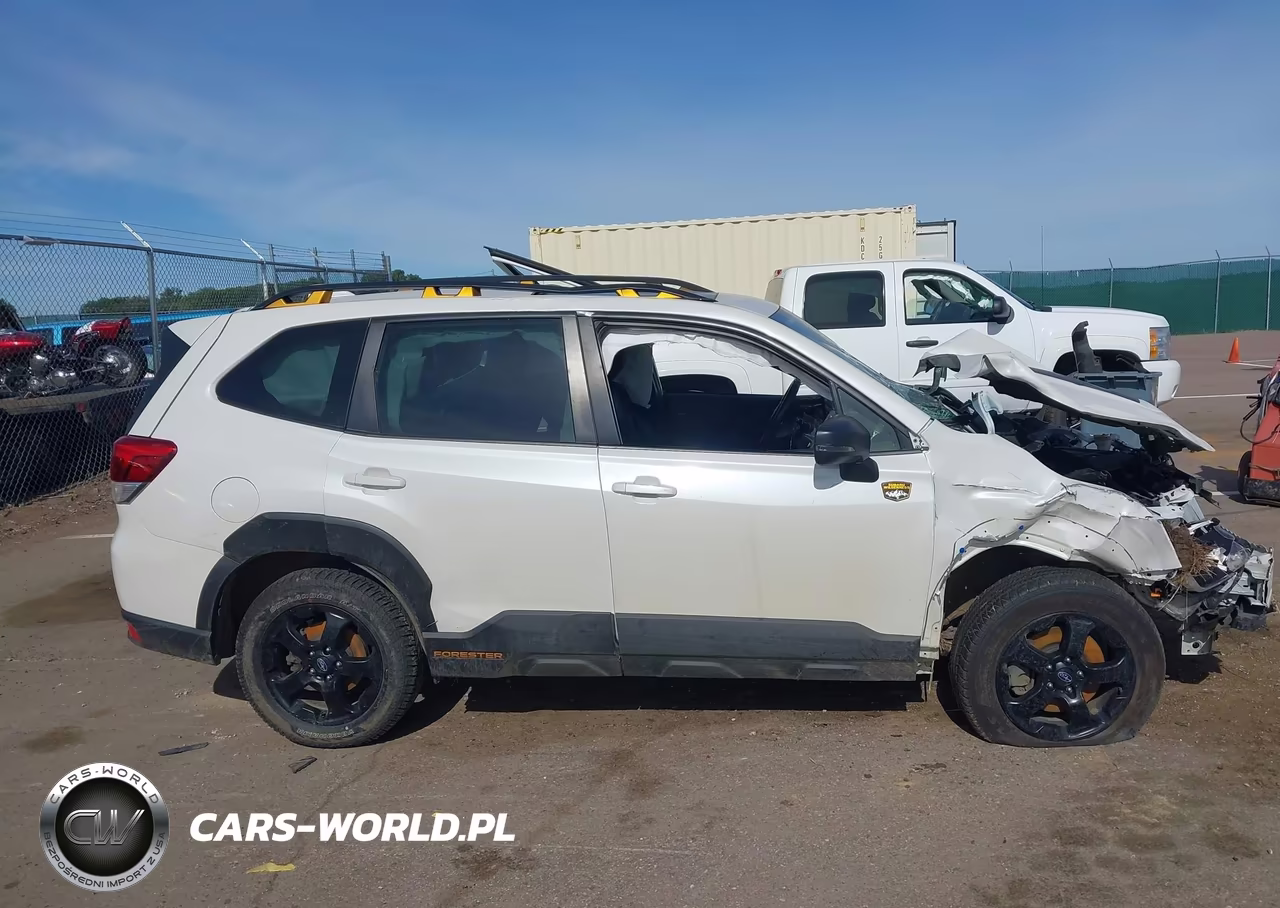 2023 Subaru Forester Wilderness VIN:JF2SKAMC8PH428067 - 14