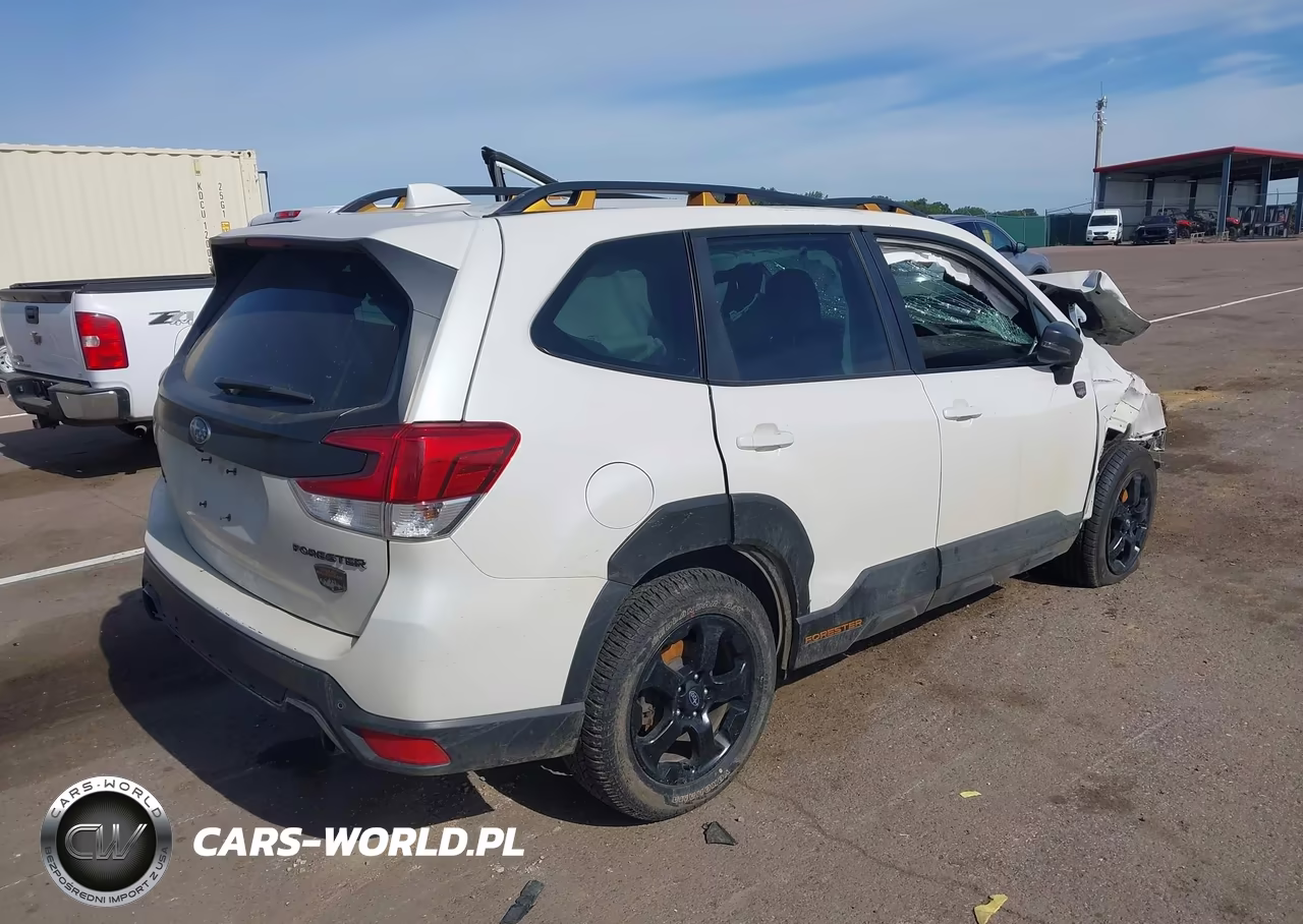 2023 Subaru Forester Wilderness VIN:JF2SKAMC8PH428067 - 4