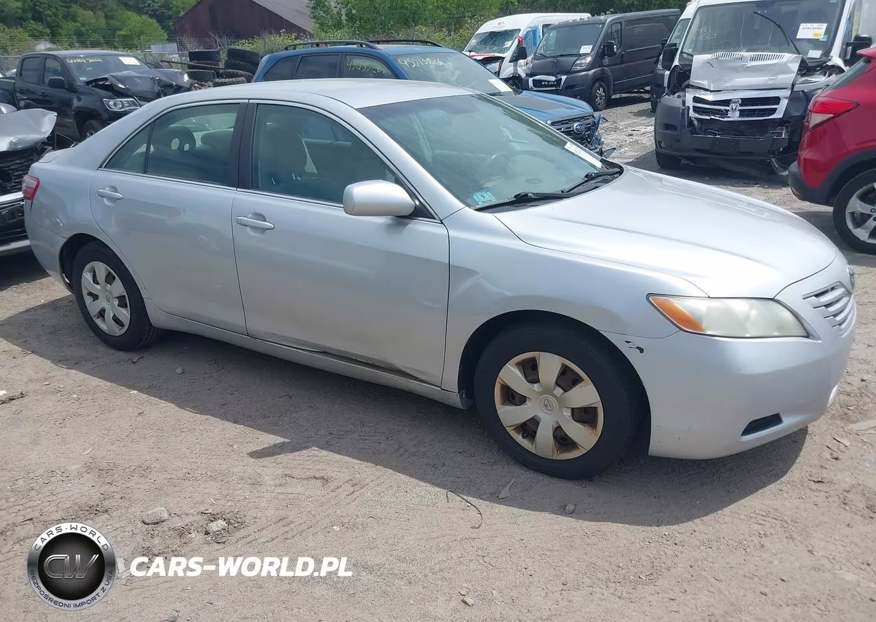 2007 Toyota Camry Le – zdjęcie 1 z 16