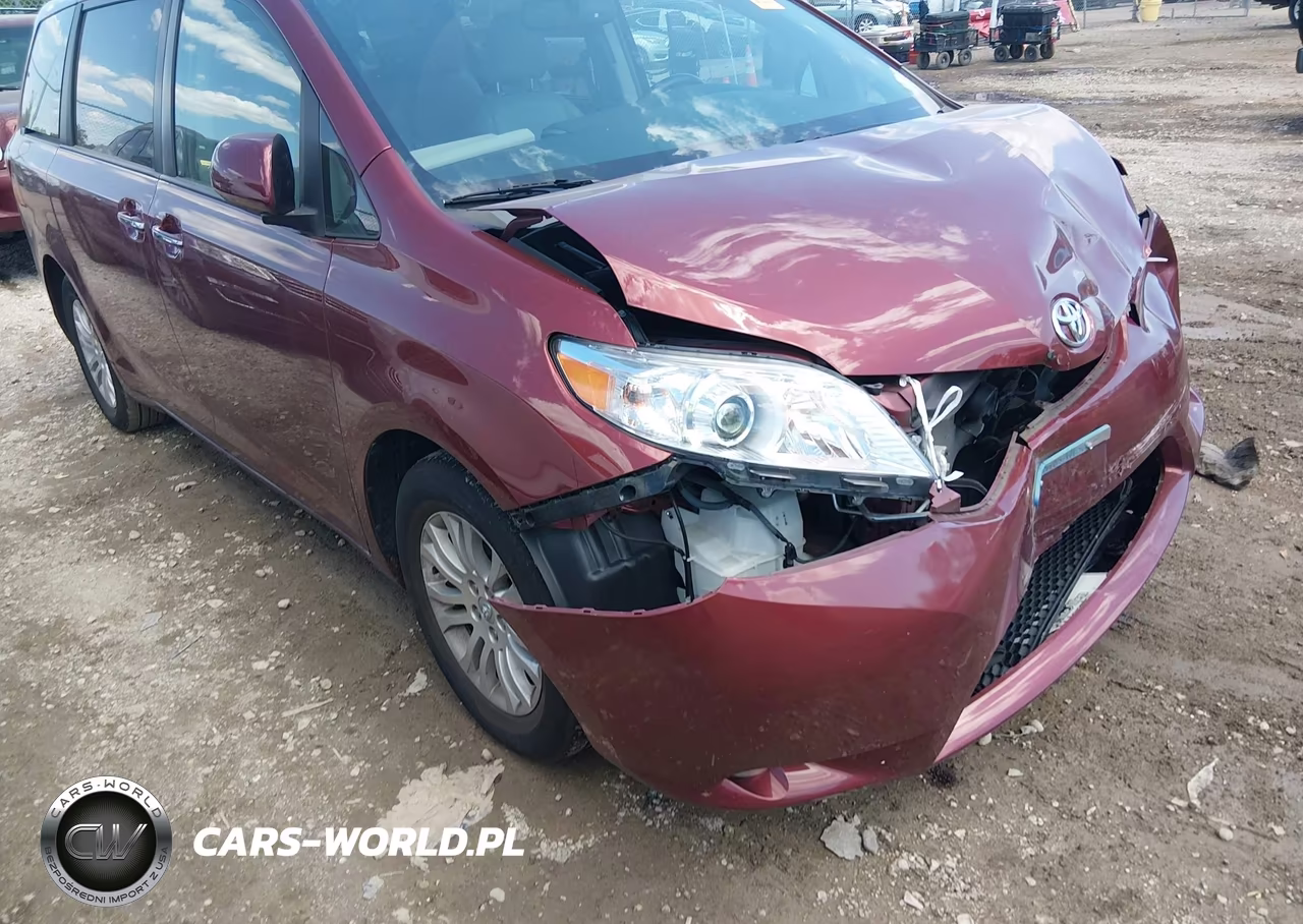 2017 Toyota Sienna Xle 8 Passenger VIN:5TDYZ3DC6HS784420 - 18