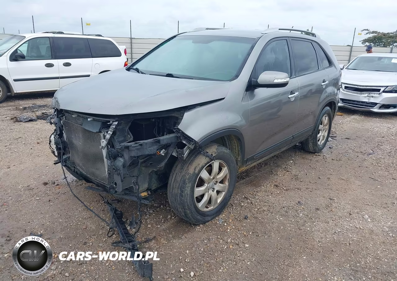 2013 Kia Sorento Lx V6 VIN:5XYKT4A21DG338787 - 2
