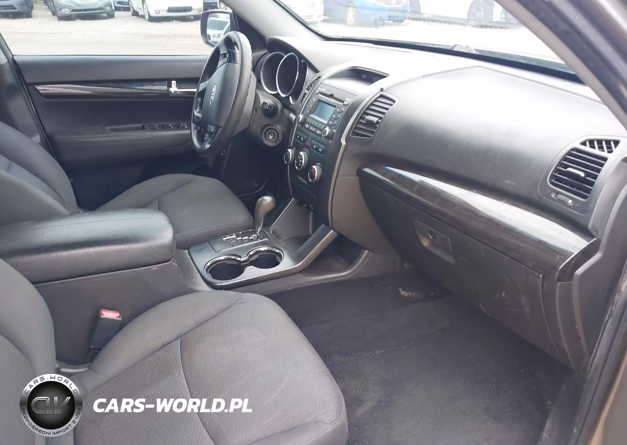 2013 Kia Sorento Lx V6 VIN:5XYKT4A21DG338787 - 5