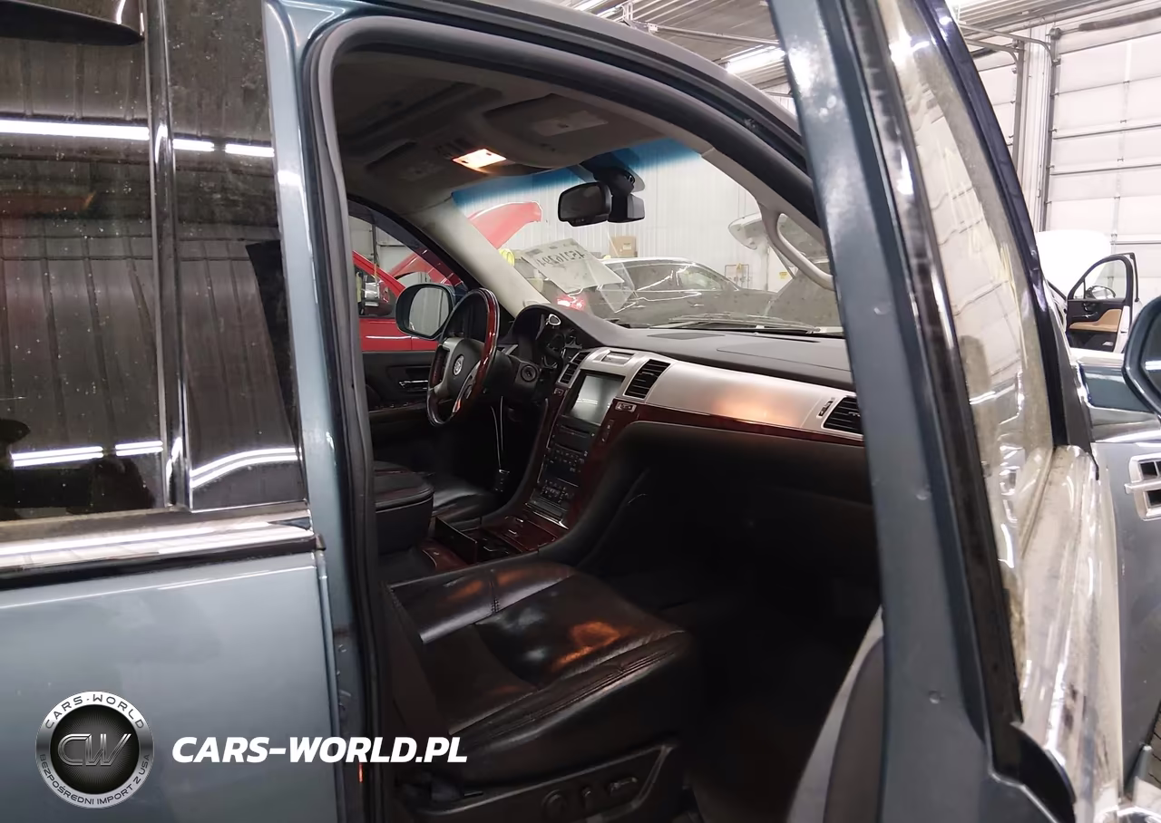 2009 Cadillac Escalade Standard VIN:1GYFK23299R222195 - 5