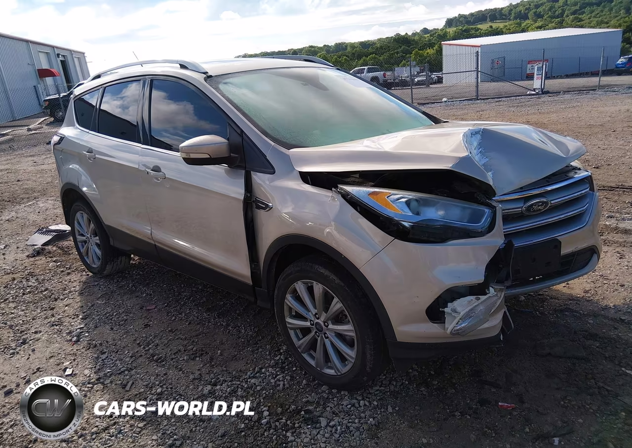 2017 Ford Escape Titanium – zdjęcie 1 z 17