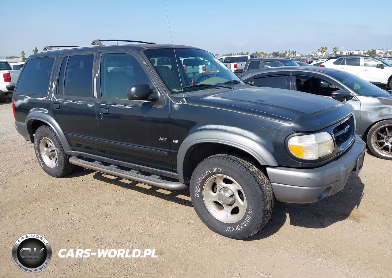 2000 Ford Explorer Xlt