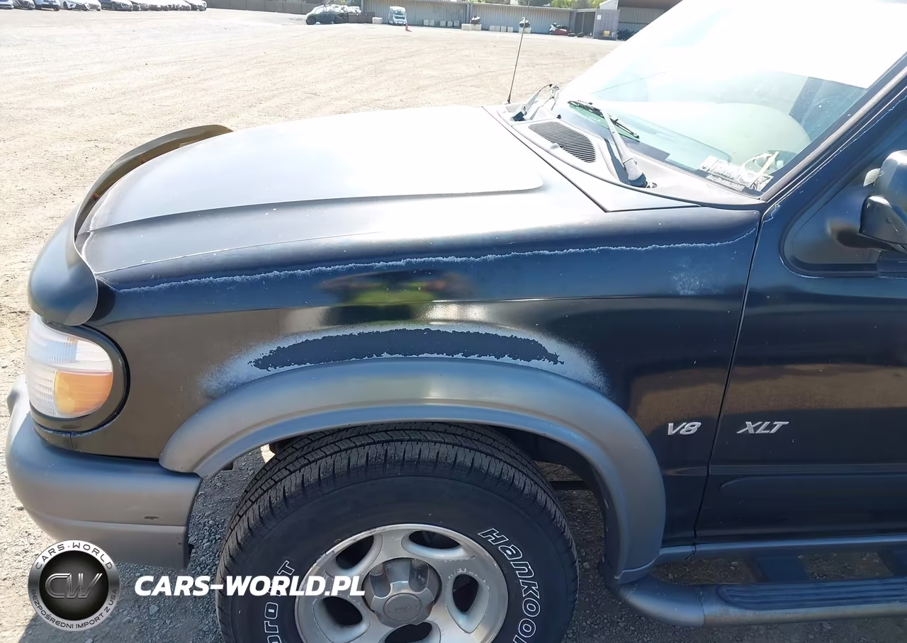 2000 Ford Explorer Xlt VIN:1FMZU63PXYZC25701 - 6